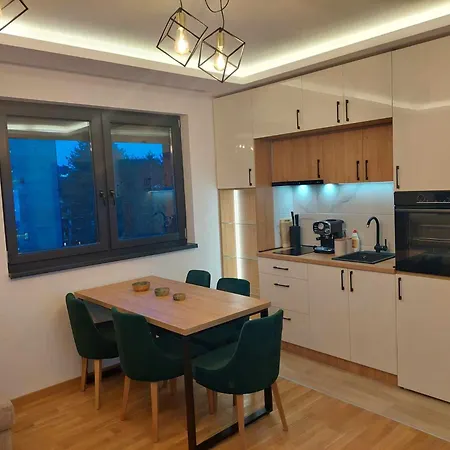 Lu Apartman *