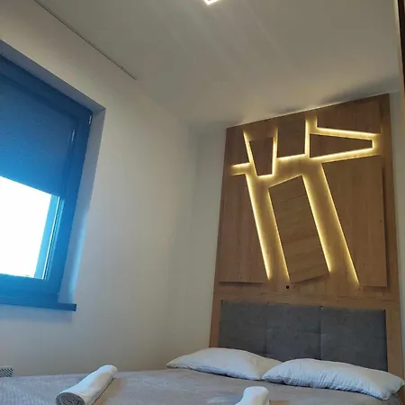 Apartman Lu *