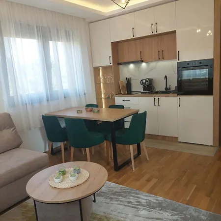 Lu Apartman