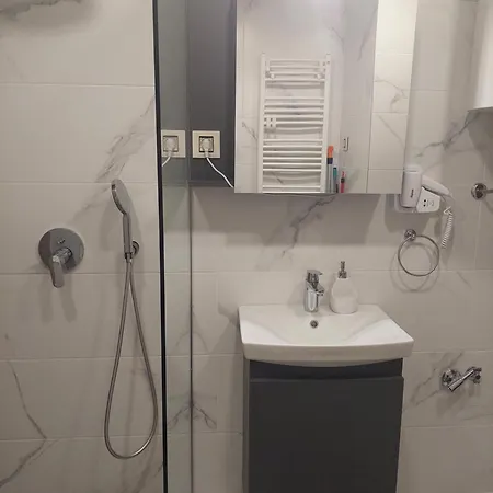 Lu Apartman