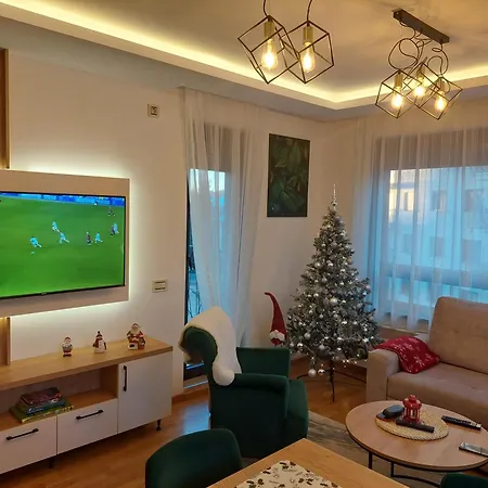 Lu Apartman *