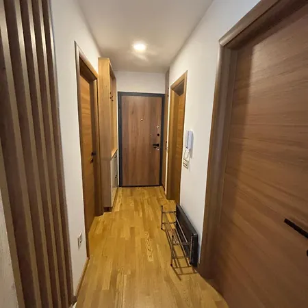 Lu Διαμέρισμα *