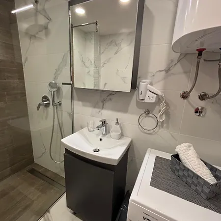 Lu Διαμέρισμα Ζλάτιμπορ