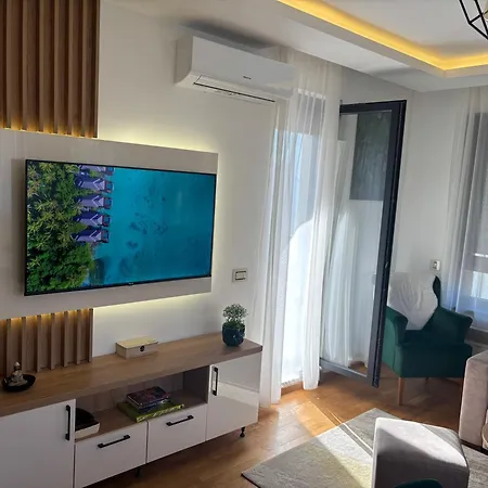 Lu Διαμέρισμα Ζλάτιμπορ