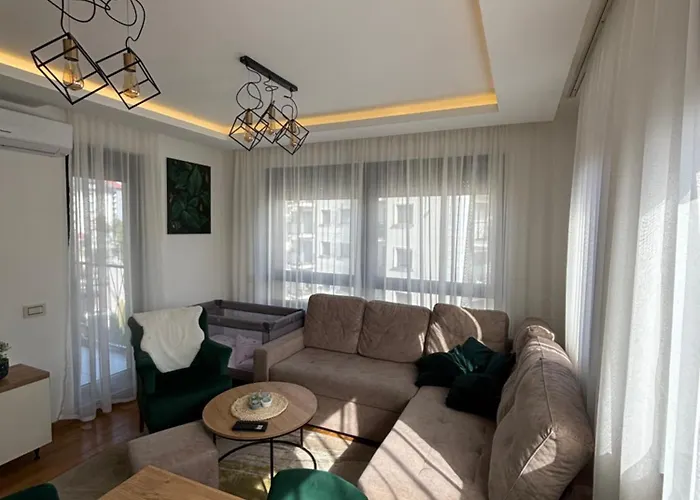 Lu * زلاتيبور